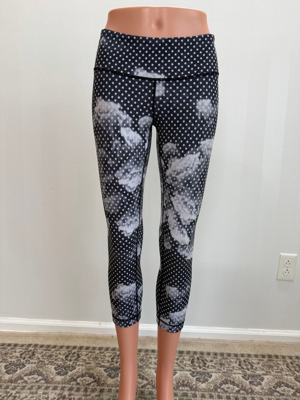 Lululemon Wunder Under Crop 23” Leggings Dottie Dream Print Sz 6